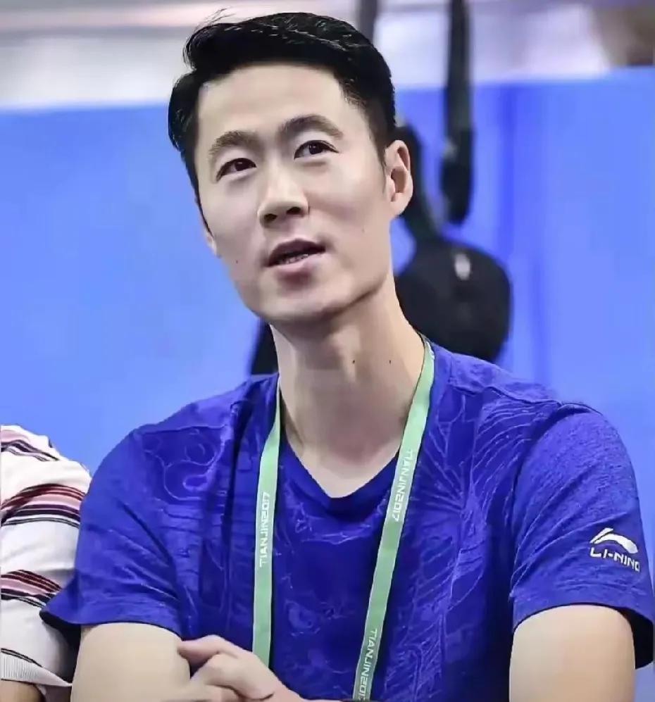 一觉醒来王励勤真的要崩溃了不是因为成绩不好，也不是因为训练有问题，而是因为王