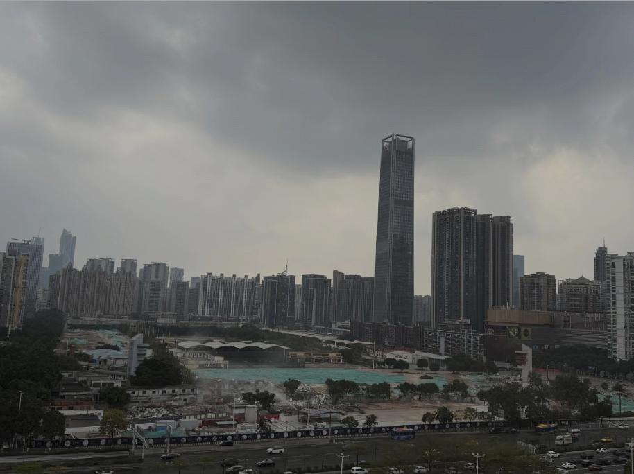 广州天河的马场现在开始大面积拆迁了，这片地方以后要打造成天河的新区域，把顶级的奢