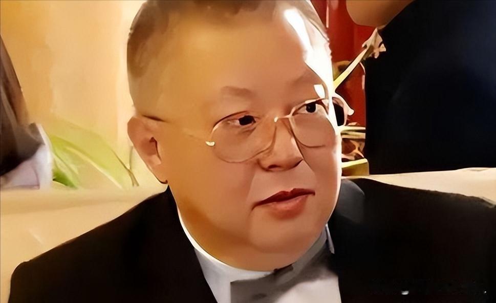 万万没想到，6年前反中乱港分子的幕后金主，竟是个“爱国”商人，他人前自居“爱国华