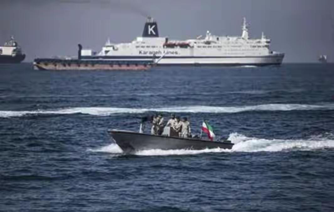 当地时间3月6日有消息显示，伊朗军方允许部分国家的油轮通过霍尔木兹海峡。这样伊朗