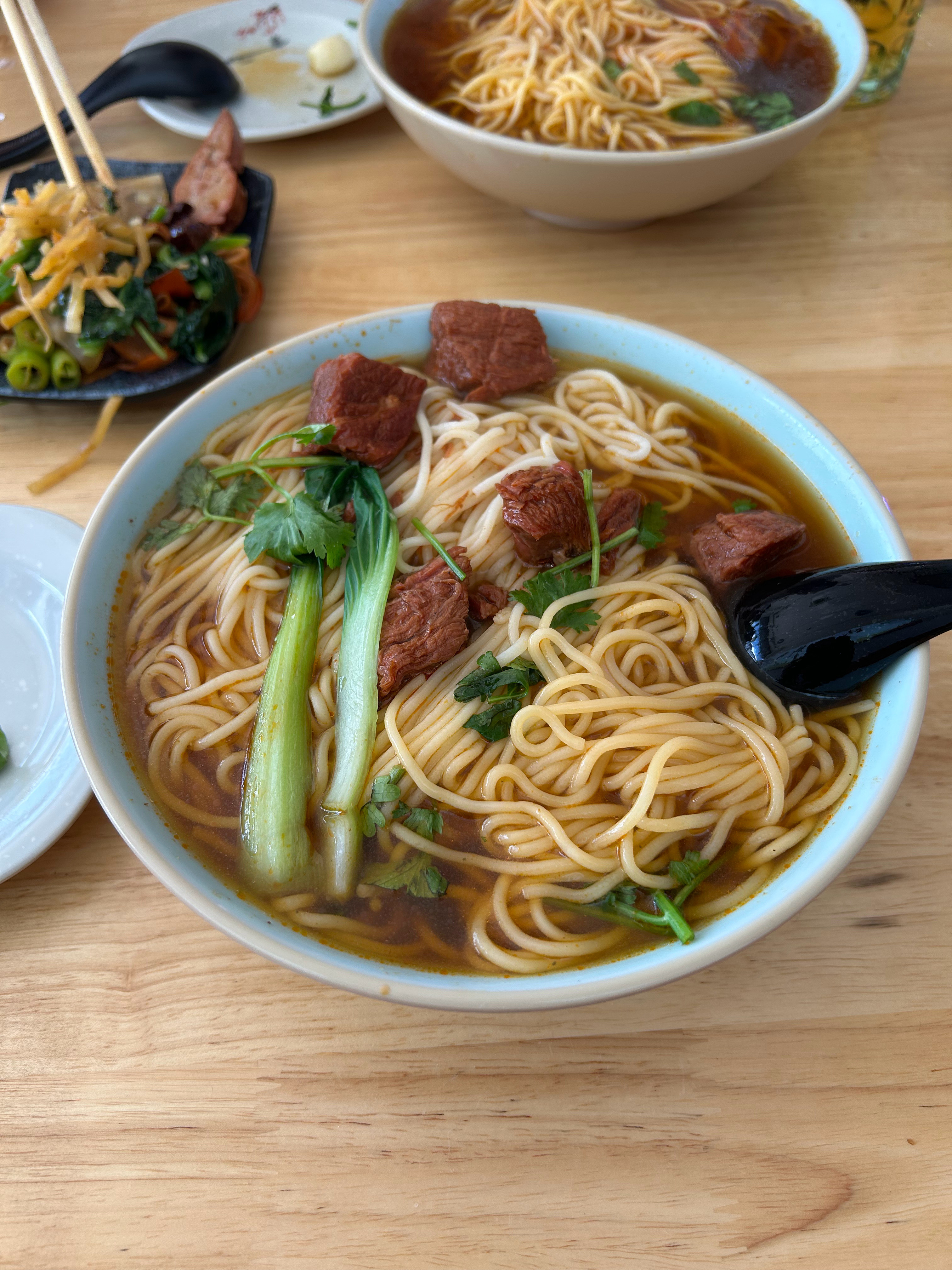 今天中午吃的牛肉面​​​