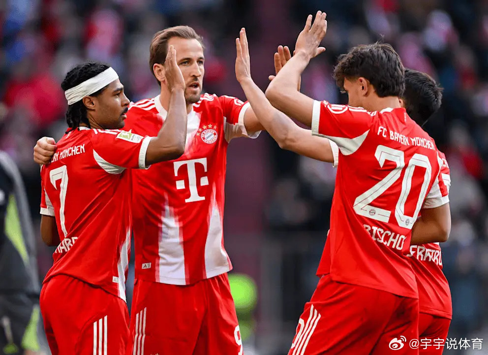 残暴！拜仁总监：德甲历史单赛季101球的纪录肯定能被打破，文森特孔帕尼和他的拜仁