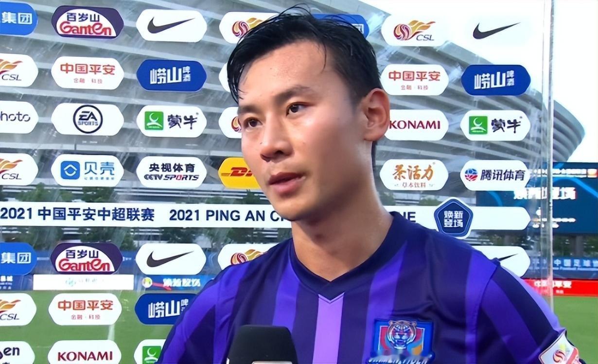 申花请来米洛耶维奇救火出任球队主教练，他首位提拔看重的球员，却是这位王牌。这位王