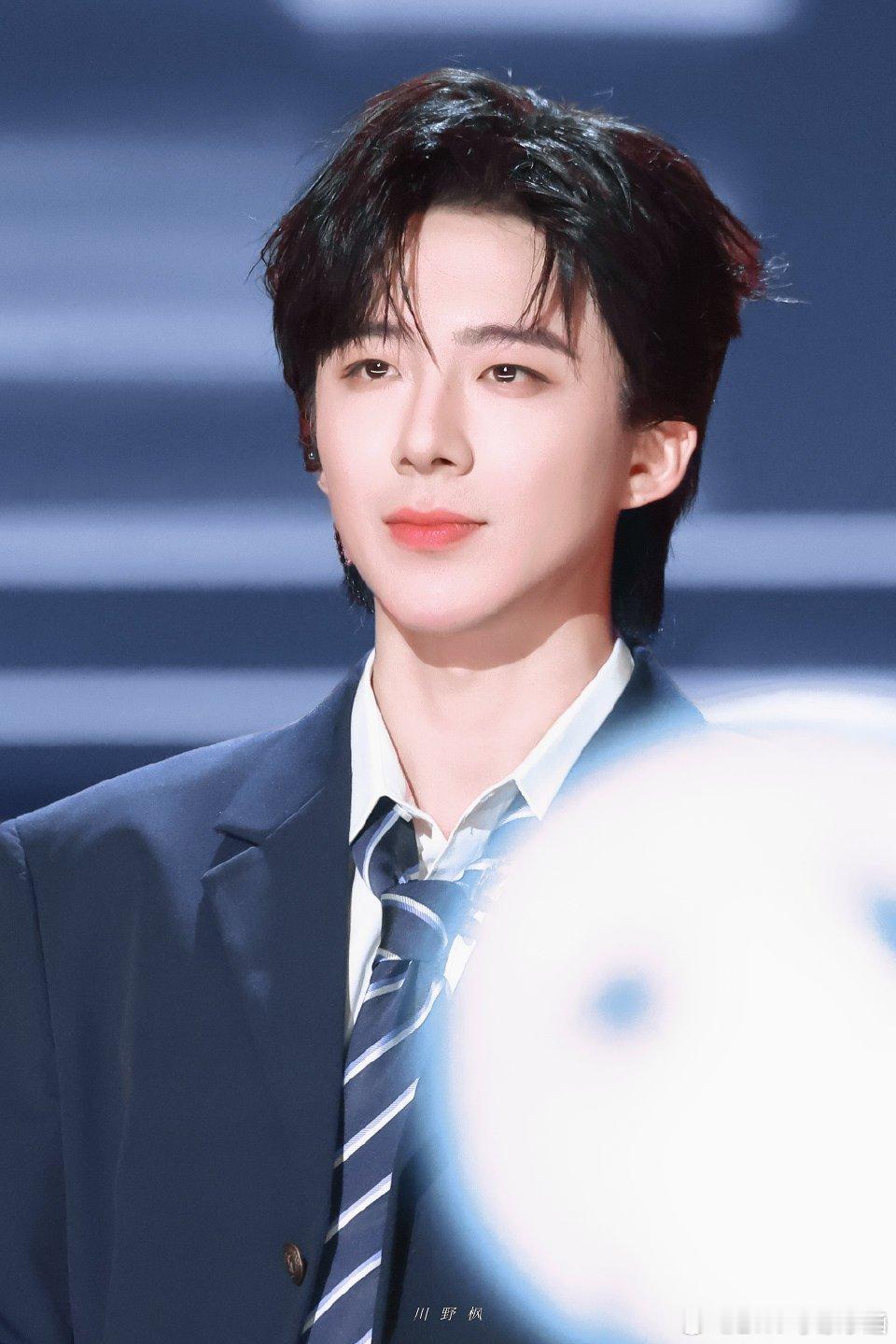 ||世界的太阳从东边升起我的太阳从看见你开始每天醒来第一眼看到你就是充满阳