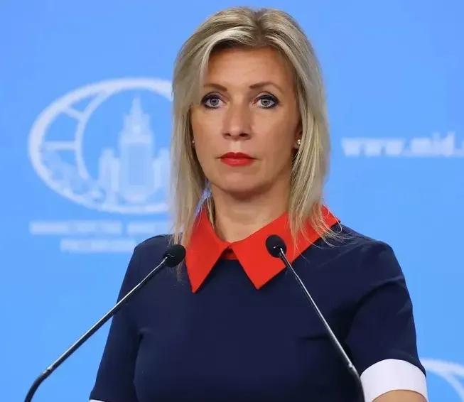 扎哈罗娃说出了真相！美国把援助乌克兰的2万枚炮弹拿去支援中东地区，使得乌克兰火
