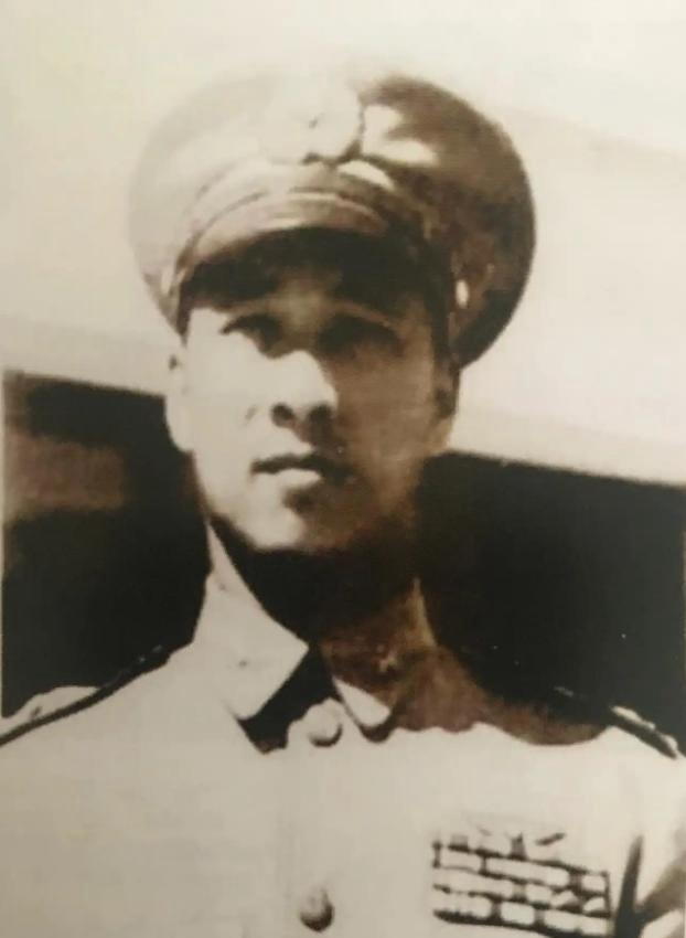 1966年，给蒋介石开了10年飞机的衣复恩，突然被捕，并且被关了1066天，出狱