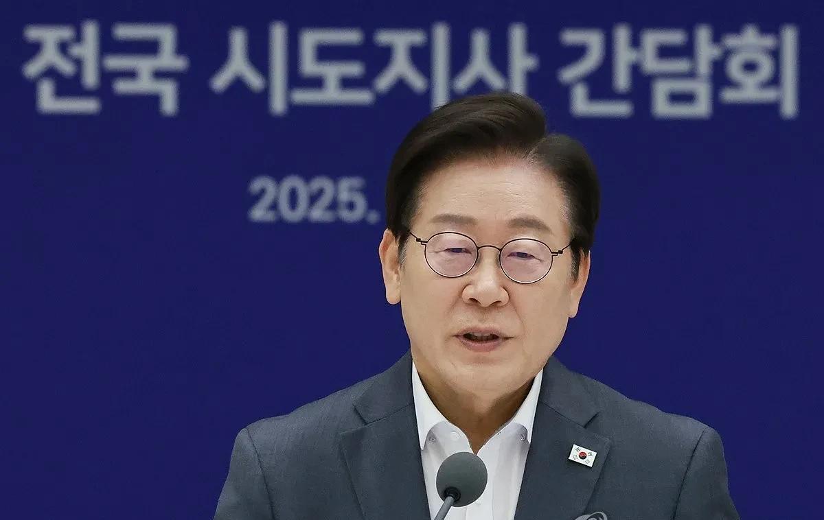 【李在明支持率创新高，达65%……国民力量党支持率再创新低，降至16%】韩联