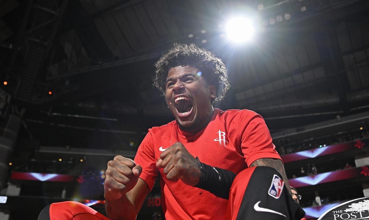 NBA今日消息：1、Shams：自由球员后卫贾里德巴特勒与太阳签下1年合同2