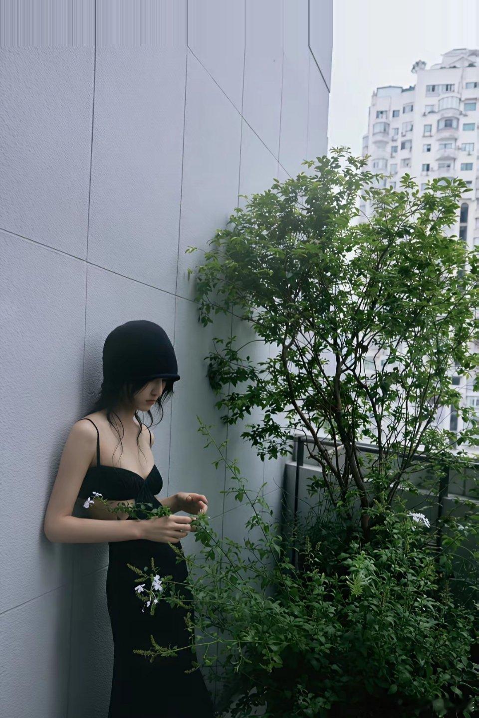 傻傻的分不清张子枫和周冬雨了​​​