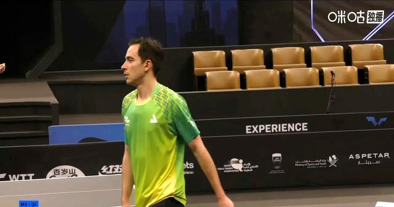 雨果开局被高茨按在地上摩擦，3比11，观众以为要凉。结果他直接开外挂，连轰