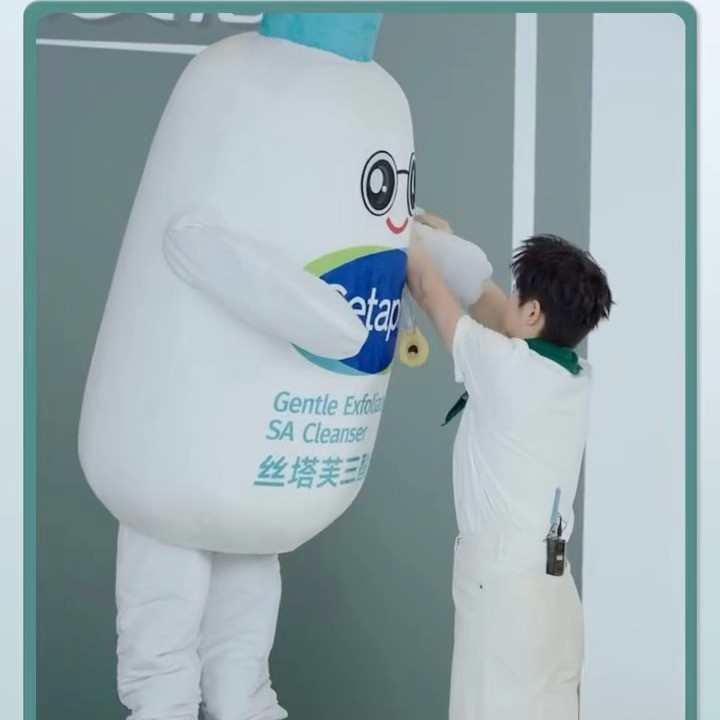 不是颁奖吗！怎么还有抱抱