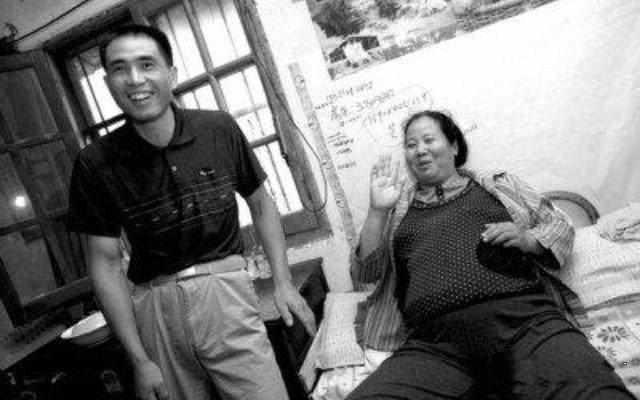 怀孕4年还没生出来, 做过B超后的结果, 家人不肯接受