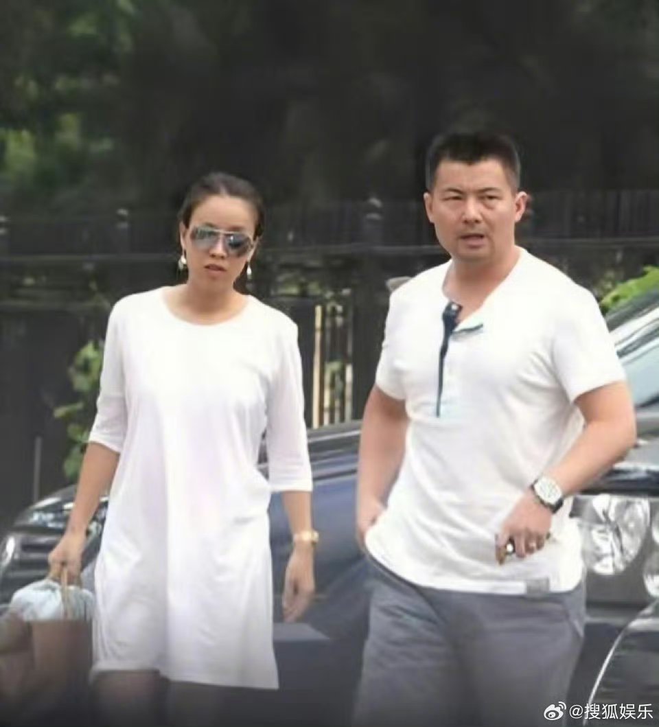 曝那英老公出轨我次奥，那姐被绿啦？？？​​​