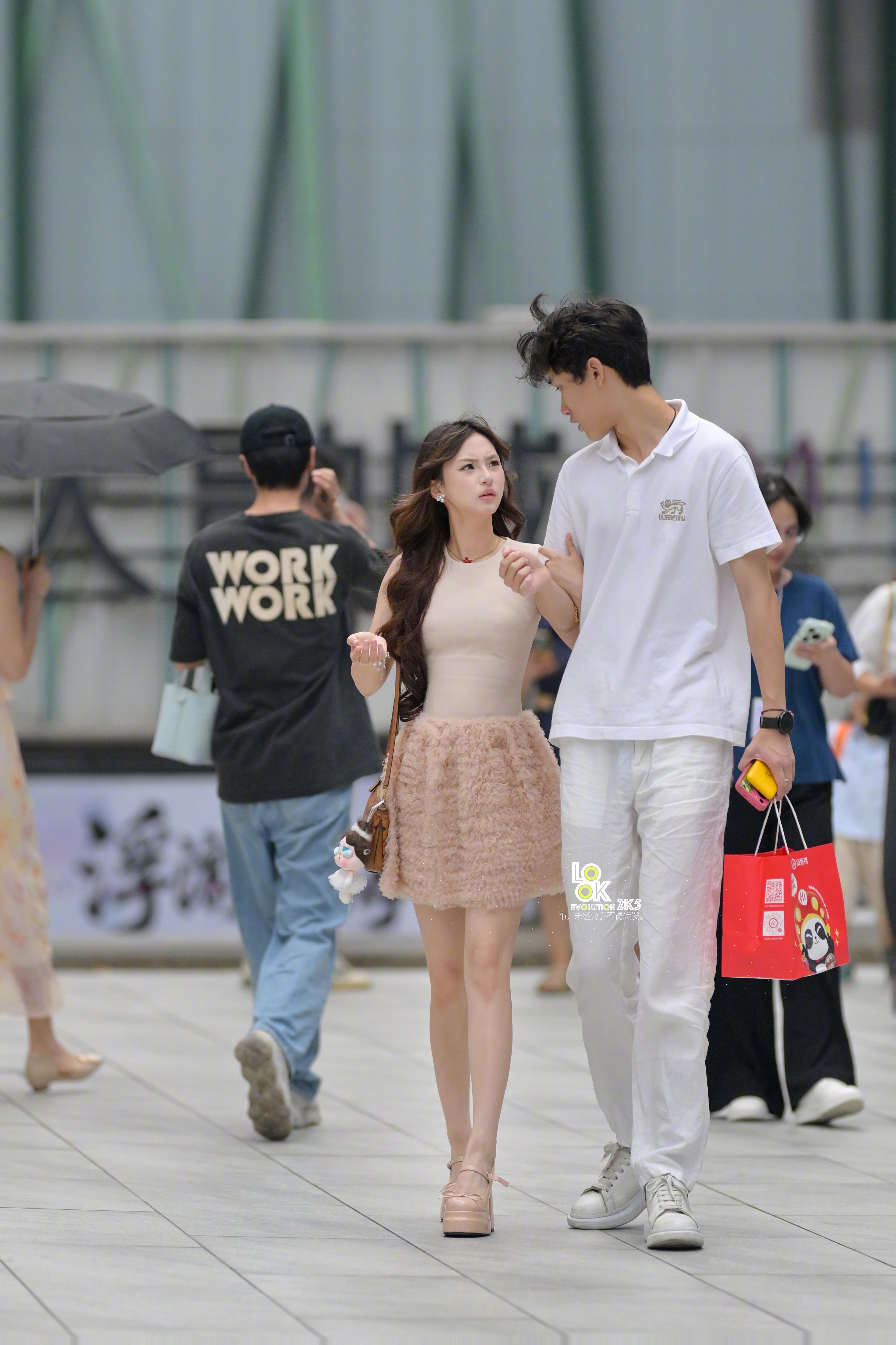 街头情侣抓拍​​​