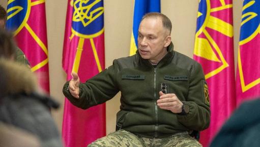 乌克兰宣布俄罗斯越打越挫，乌军负责人西尔斯基声称，上个月俄军几乎没有任何拿得出手