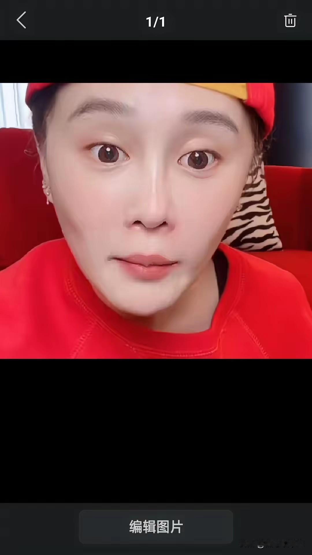 有人问赵本山的女儿球球，你咋不进娱乐圈？她说，我5052的头尾，我进娱乐圈干啥去