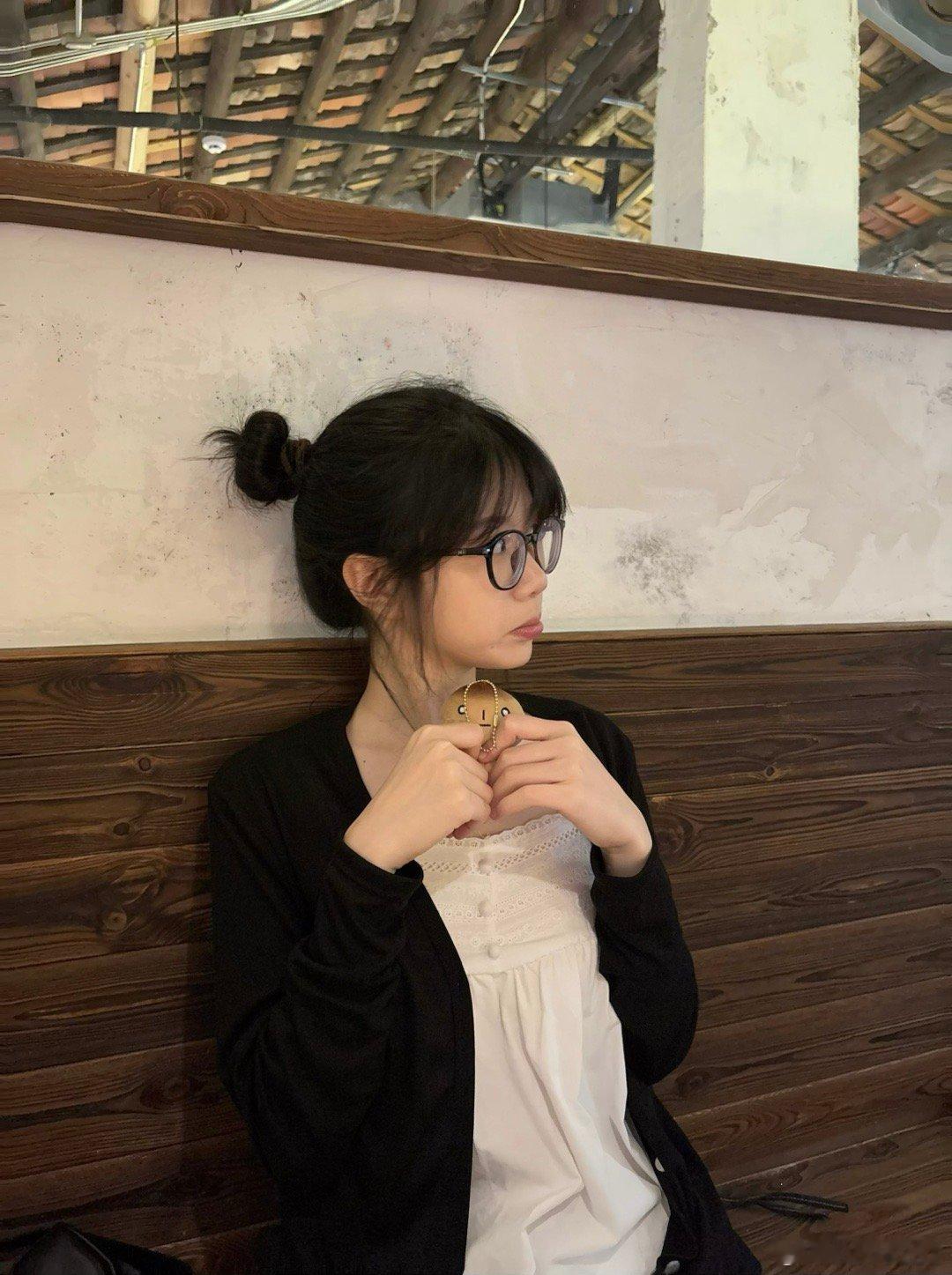 心情就像烤焦面包​​​