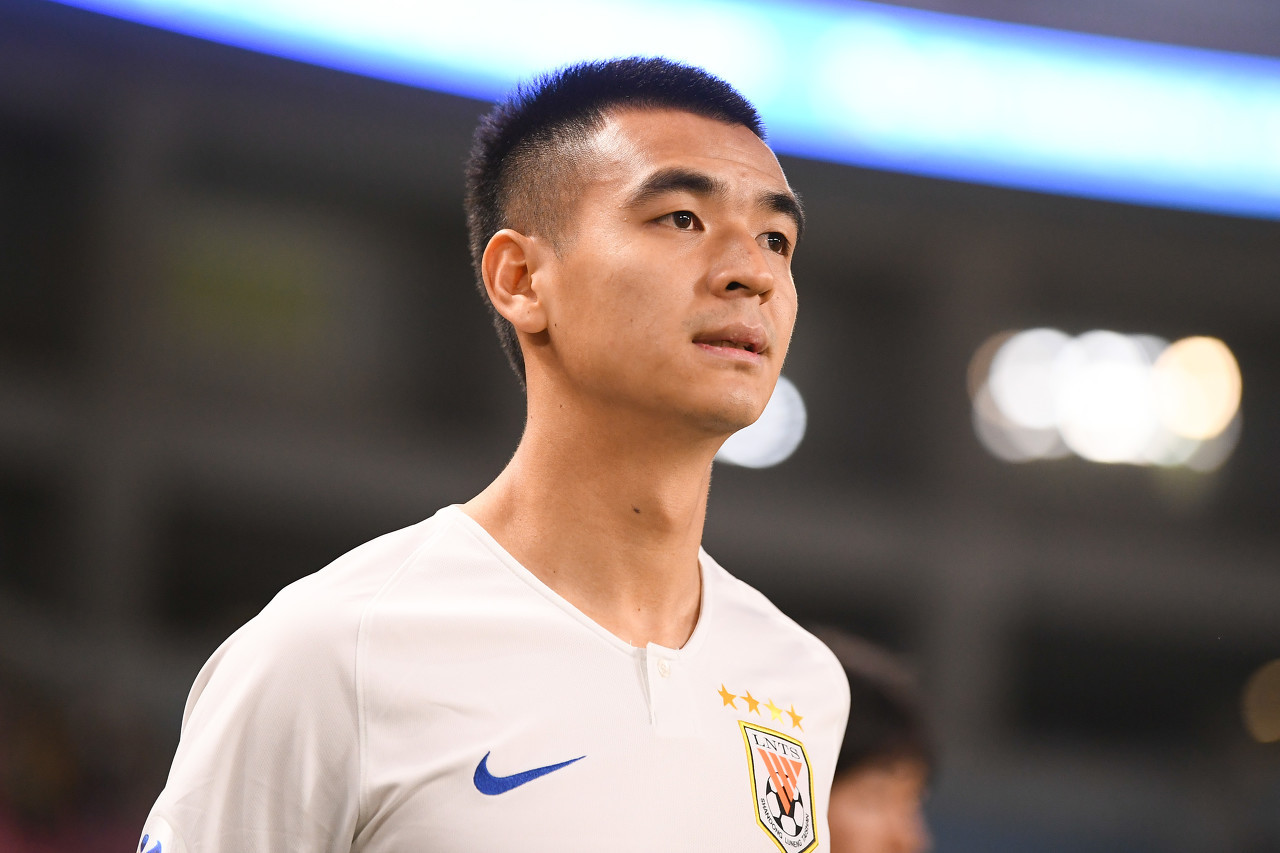 津媒: 泰山球员刘彬彬接近津门虎, 他若加盟将提升边路攻防实力