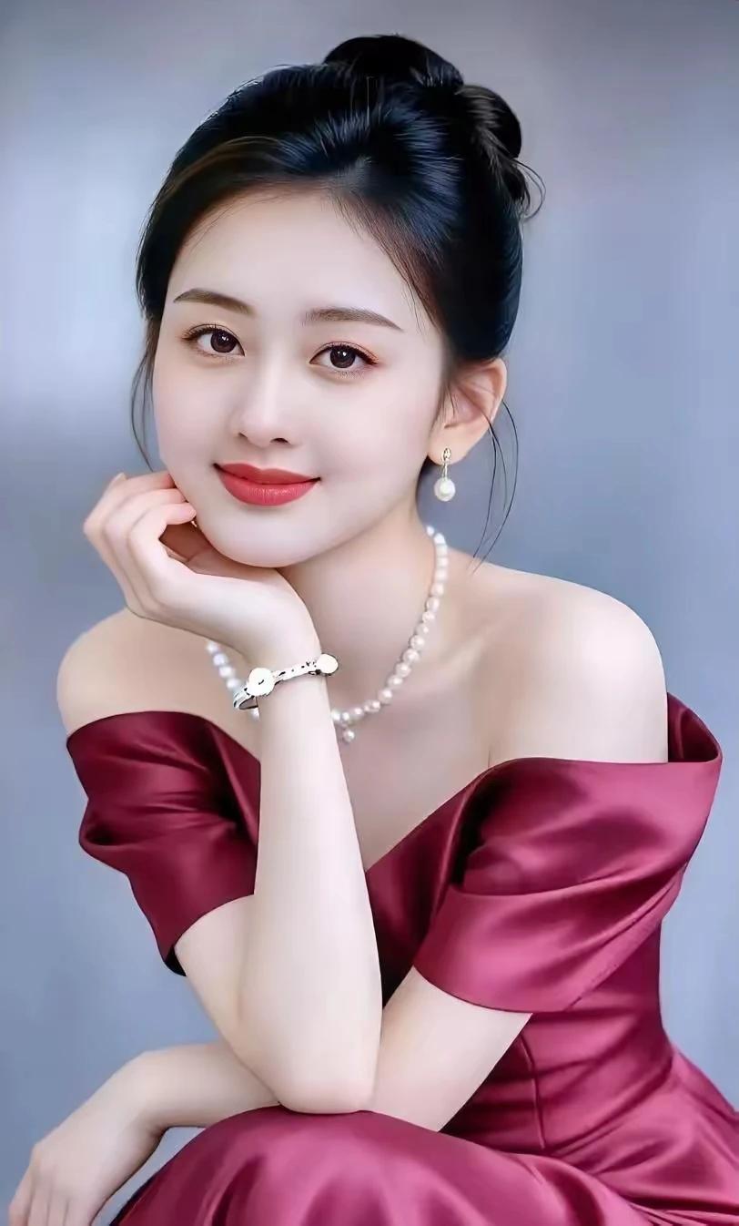 人本都是天上仙，体验生活人世间。人间百态各不同，苦辣酸甜在眼前。