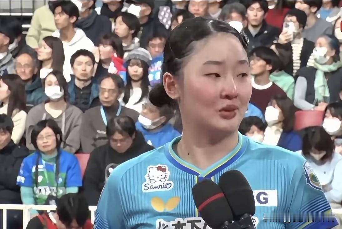 张本美和赛后哭得梨花带雨的！半决赛输给曼昱后，在家乡父老乡亲面前，接受日本记者采