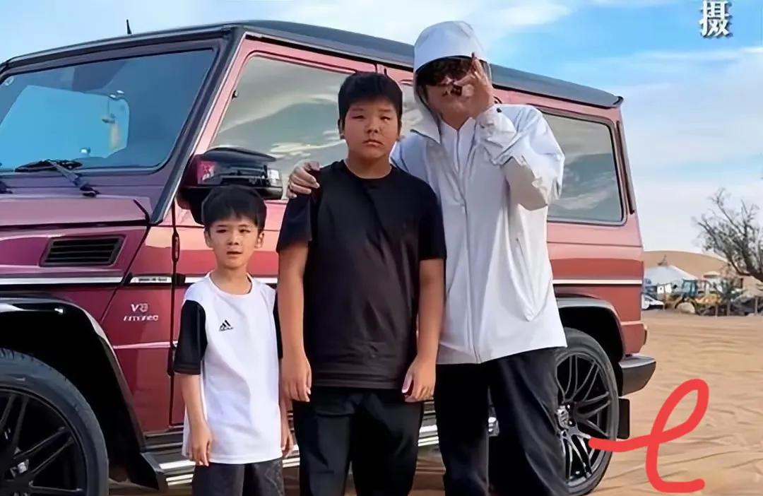 惊爆！黄圣依和杨子离婚后，安迪的变化可太大了！本应是活力满满的13岁少年，却被