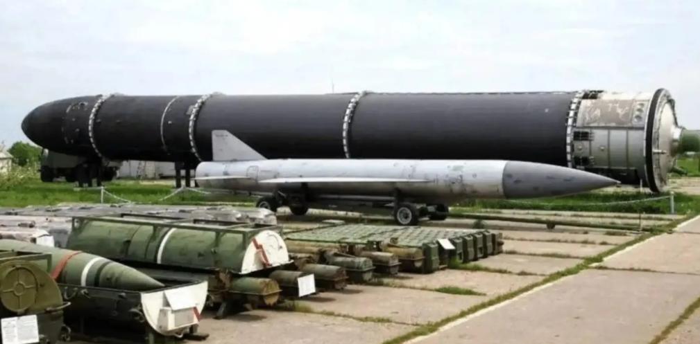 为什么俄罗斯不敢用核武器？不夸张的说，俄罗斯宁愿投降，也不敢先用上核武器。俄罗斯