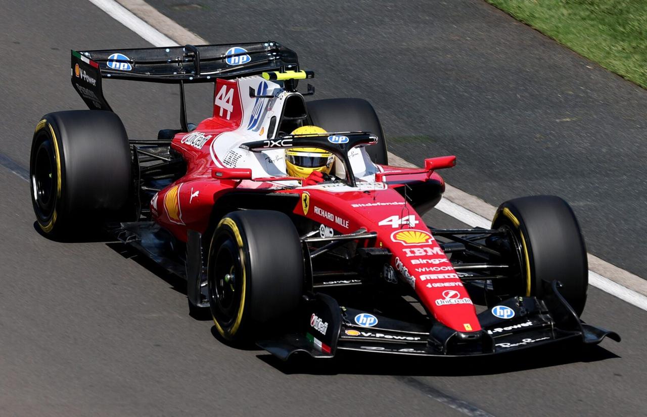 F1澳大利亚站首日焦点：法拉利再次败给梅奔？在一练强势占据头两名的法拉利到了二