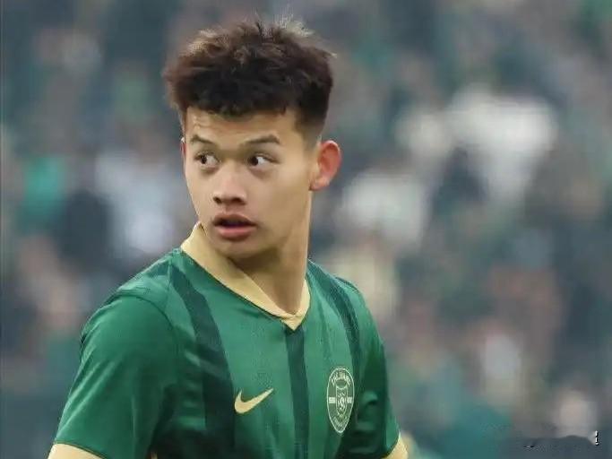 花里胡哨的踢法却不实用，这就是浙江队现如今最真实的写照。想真正的成为强队，不仅