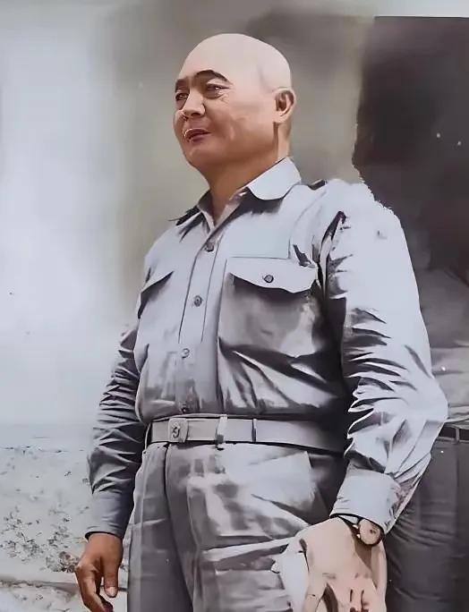 今早又读到一篇故事挺感人的，国民党刘玉章将军，1958年接任台湾金门防备司令，他