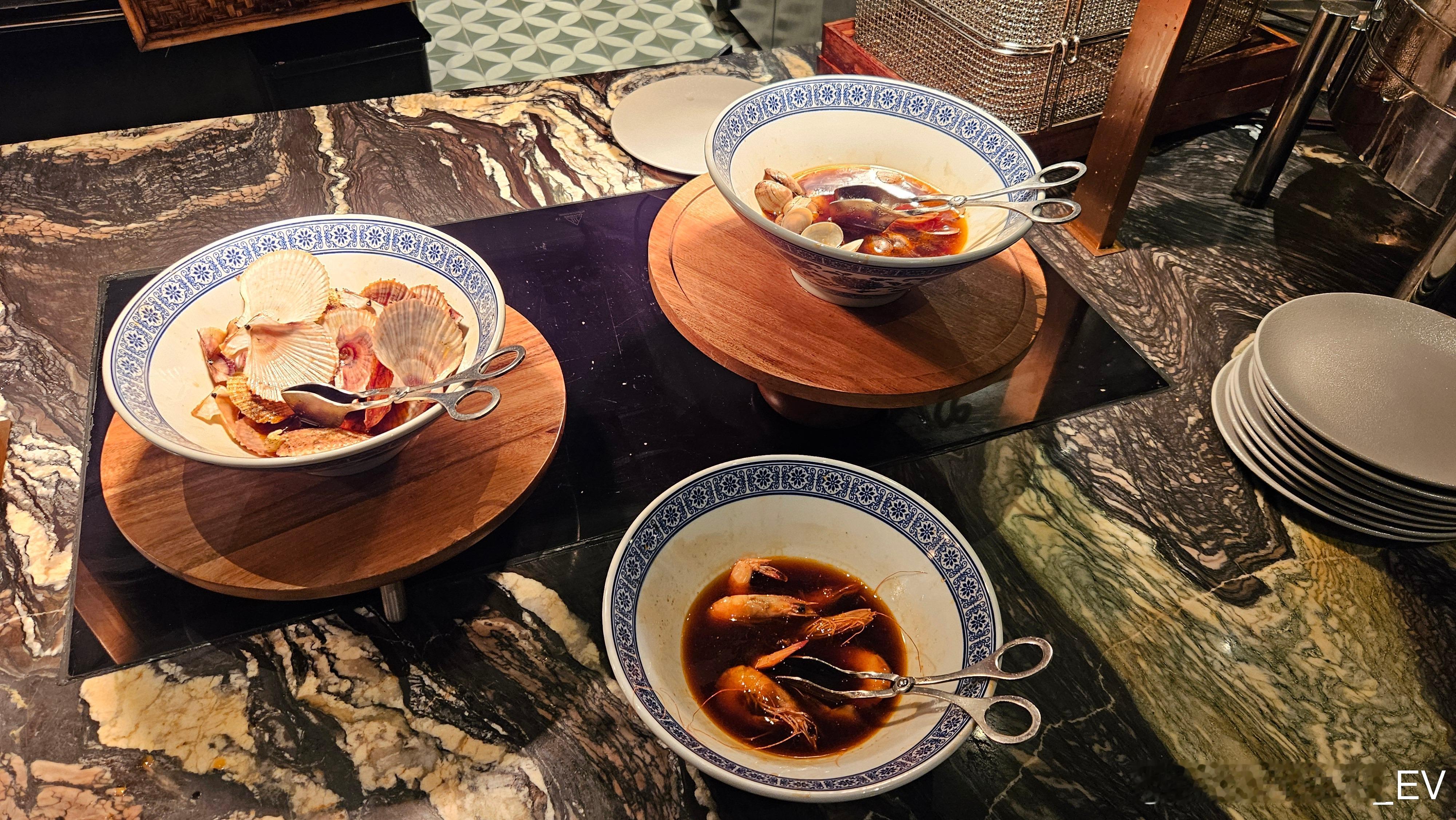 晚饭时间到！忙了一天，就靠这顿自助回血