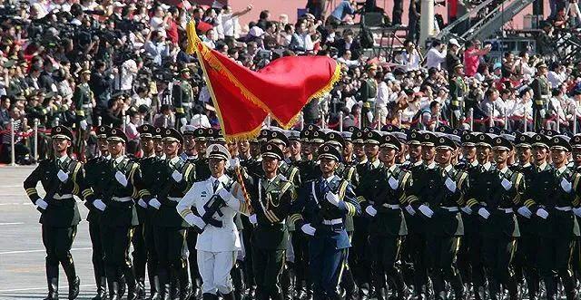 介文汲爆九三阅兵大招！中国军队亮出“杀手锏”！#九三阅兵#中国军事#高超音速