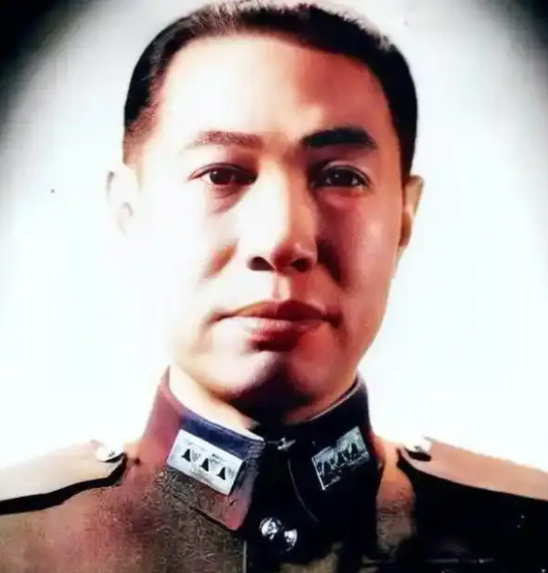 1954年，张群对蒋介石说：“熊式辉在曼谷办工厂破产了，想到台湾来养老。”蒋