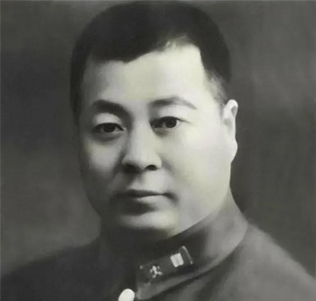 1948年11月13日19时，孙良诚的107军被解放军团团围住，他决定投诚时问了