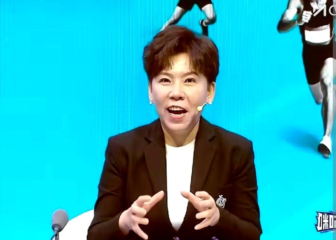 体育场上的胜负，总被视为实力的比拼，但真正打动人心的是那份坚韧与气韵。王曼昱