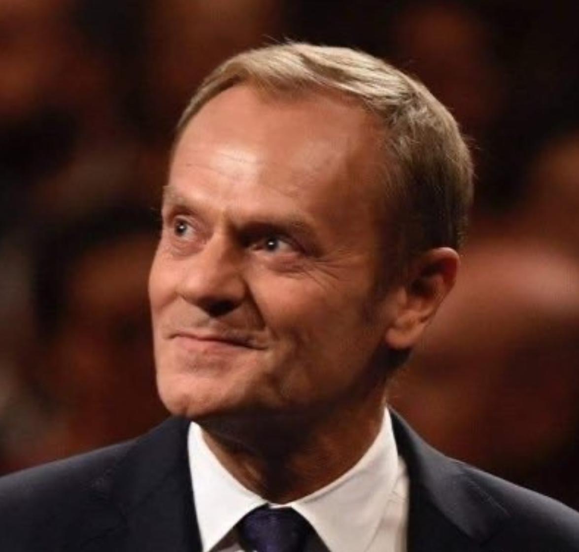 没有美国，北约要整合很难，美国退出，北约名存实亡。波兰总理图斯克今天发文说：