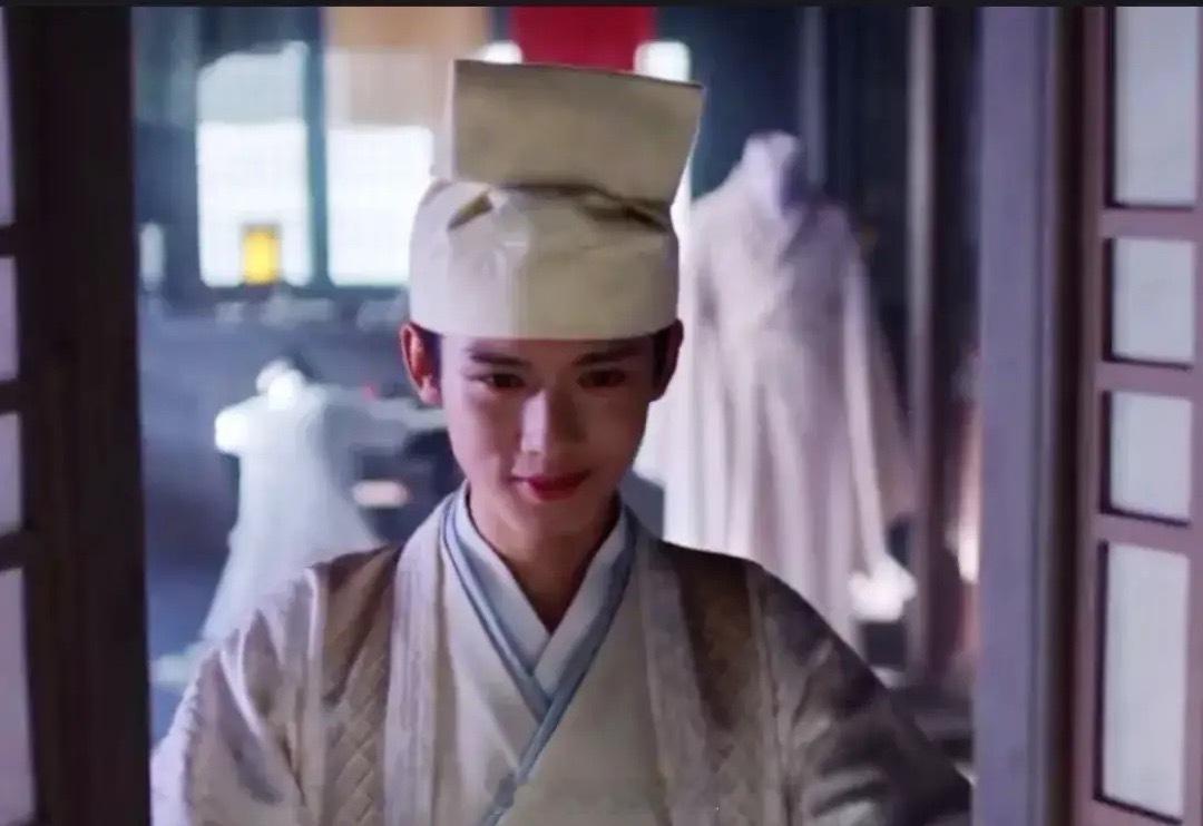 《朝雪录》21集预告，秦菀查验过的尸体被人连人带物拉走了万幸的是，燕迟通过这三人