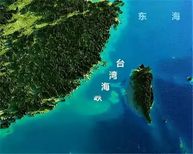 美军看似认怂，实则是个大阴谋！美海军作战部副部长助理尼科尔森少将称，若两岸