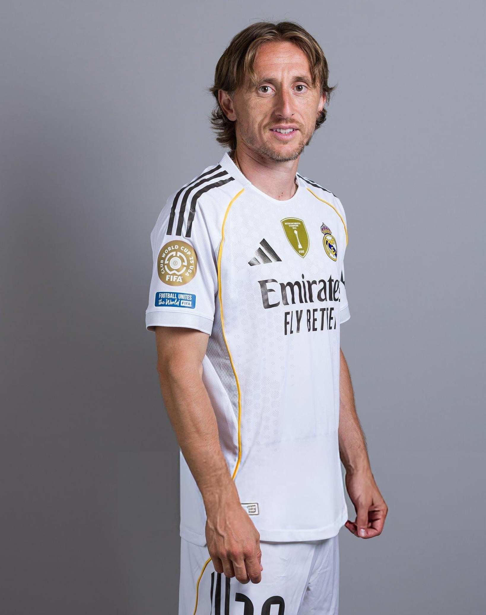 哪位帅哥是您的菜？[墨镜]halamadrid​​​