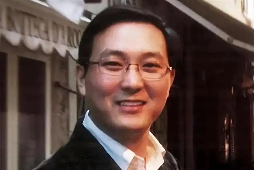 百亿富豪娶央视一姐，五年后连高铁都坐不了。这剧情，编剧都不敢写。2026年7