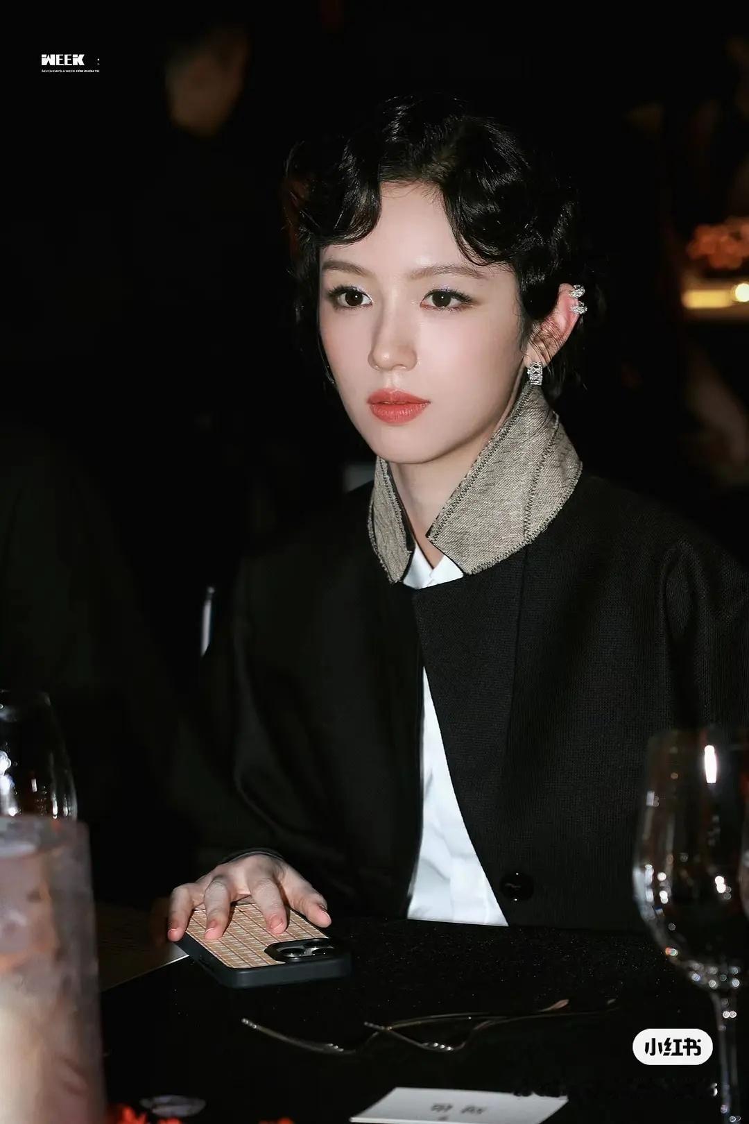 周也内场怼脸又帅又美​​​