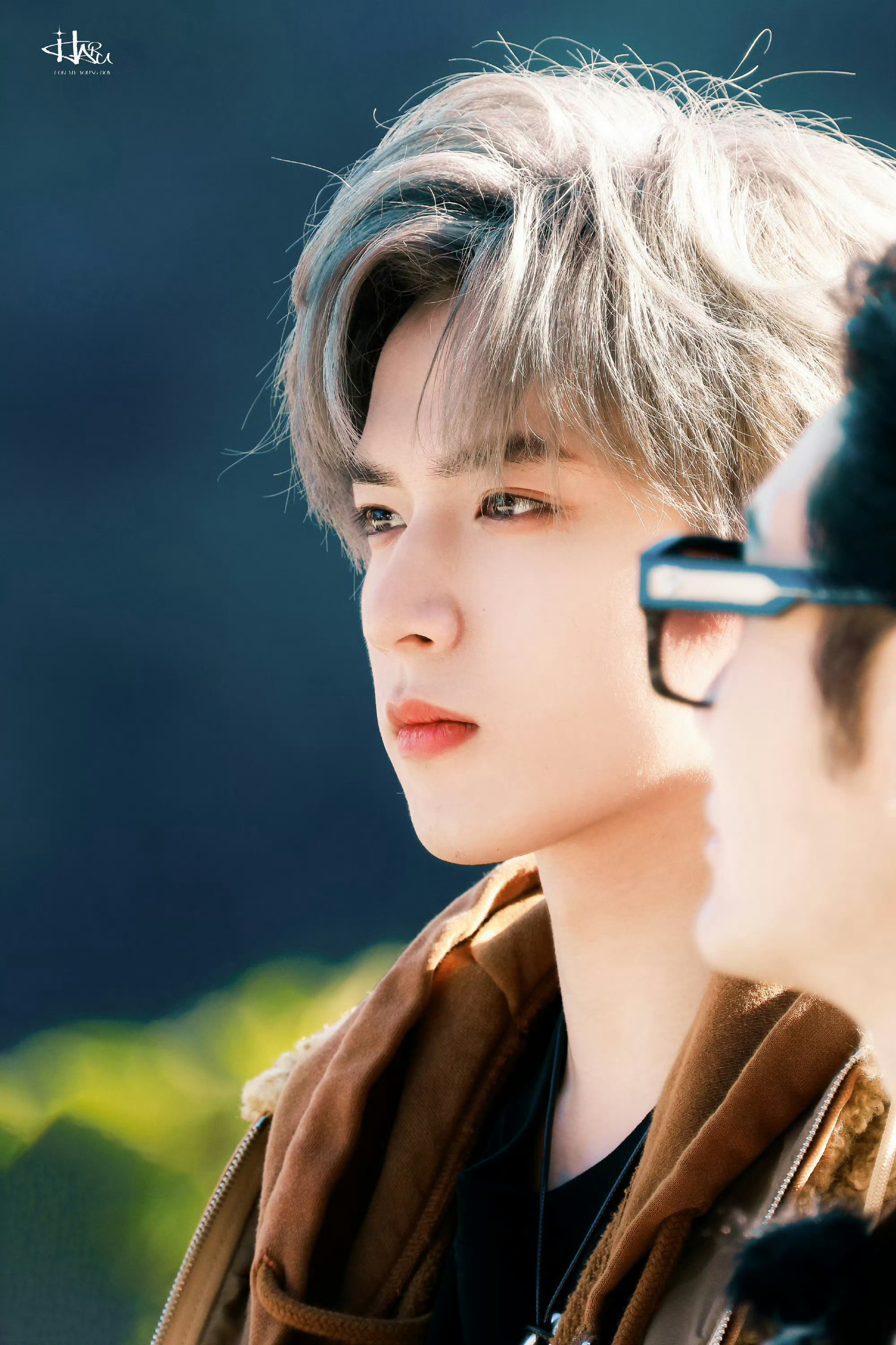 邵子恒扑到刘耀文怀里了哇噻我也想一下子扑腾到刘耀文怀里