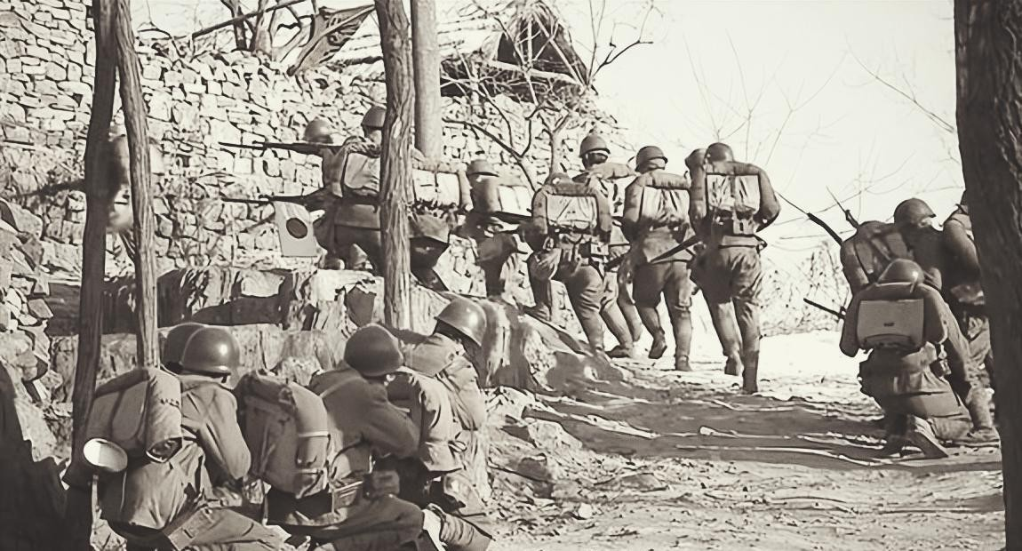 1941年，1000多名<em>日伪军</em>包围了渊子崖村，可渊子崖村的312名村民却不想束手