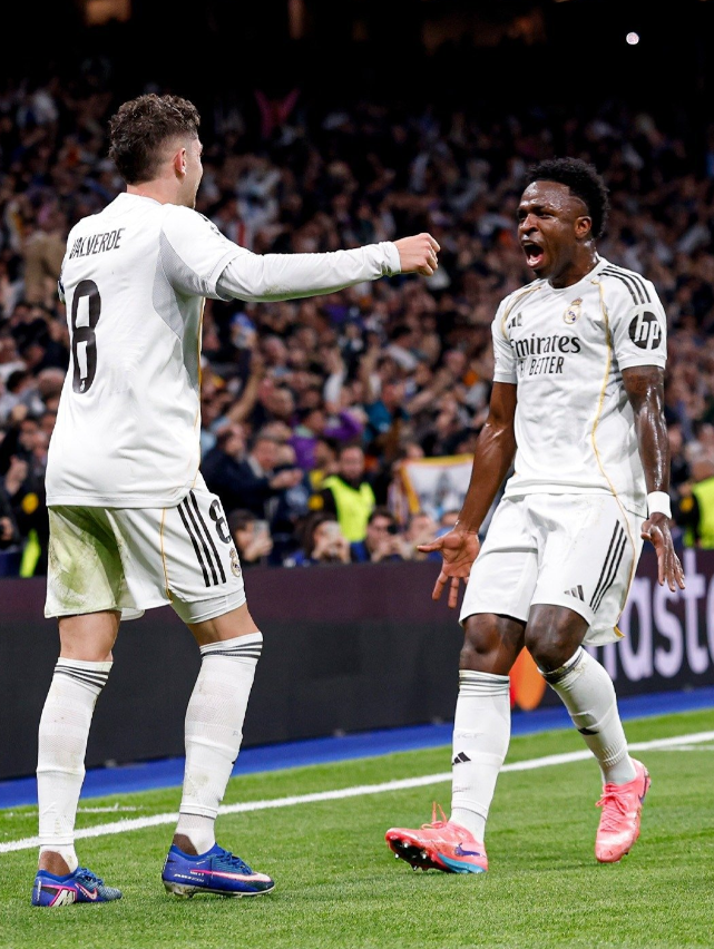 欧冠1/8决赛首回合战罢：英超集体低迷，西甲三队不败，皇马巴尔韦德戴帽封神！