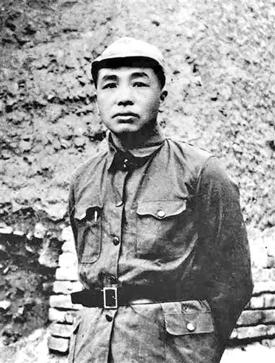 彭德怀落难时,朱德说过一句公道话:“他打了最难打的仗,走了最难走的路,论艰苦卓绝