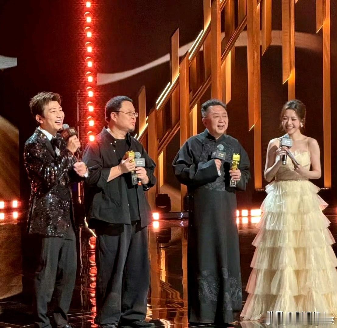 不得不说罗永浩这几年真是成了科技圈顶流了，和雷军都有的一拼了1月18日晚，罗永