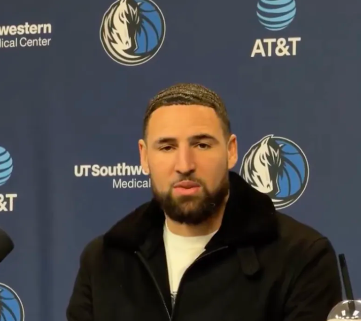 NBA常规赛，独行侠138-120击败爵士。赛后独行侠球员克莱-汤普森在接受记