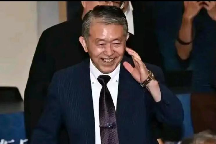 港媒:大陆四两拨千斤，制裁岩崎茂精准打击日本利益链，日方态度骤转！12月2