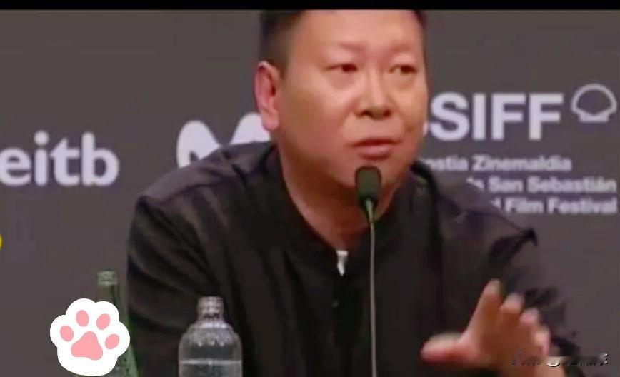 全网都在盯着拿影后的杀夫案当事人口诛笔伐，实则众人全都找错了矛头。真正深藏