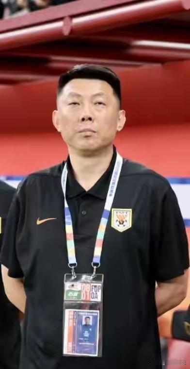 山东泰山队昨晚上从青岛输球又输人！郑智曾经的山东鲁能（泰山队）的队长，泰山队
