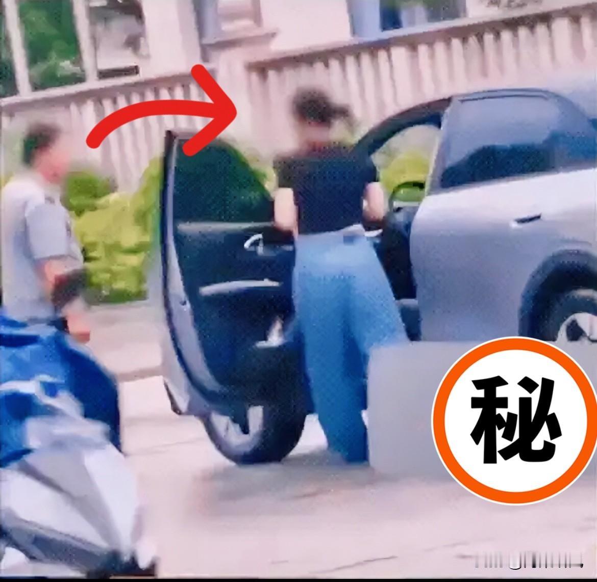 我有种强烈预感，女司机这次是真豁出去了！现在最应该后悔的，可能是那个呼了